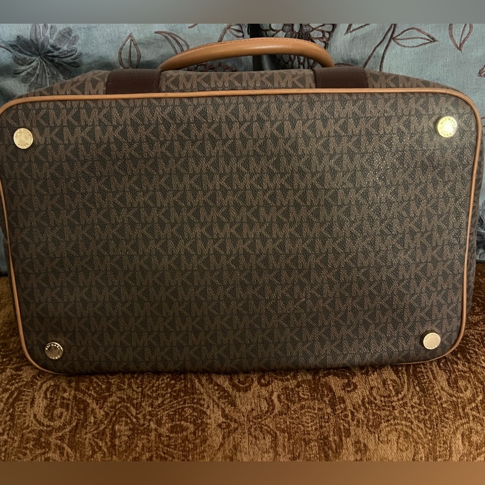 Michael Kors Brown Signature Weekender Travel Bag - Picture 7 of 14